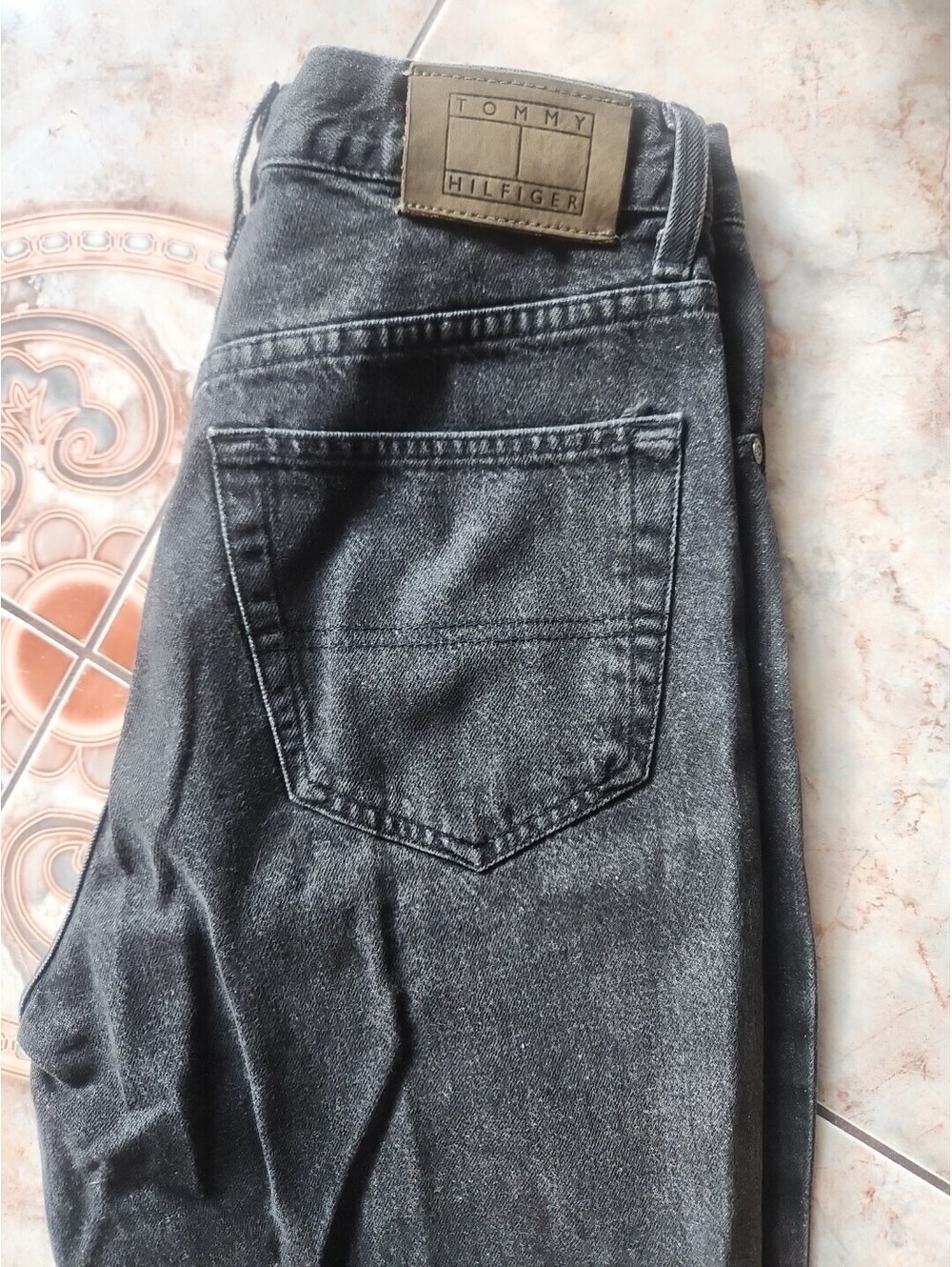 Vintage Faded Tommy Hilfiger Jeans Size 32-30 Mens